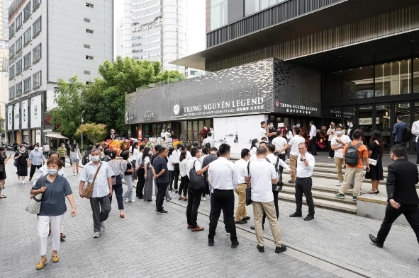 Vừa gia nhập thị trường Trung Quốc, cửa hàng Trung Nguyên Legend đã lọt Top 1 quán cà phê nhất định phải thử